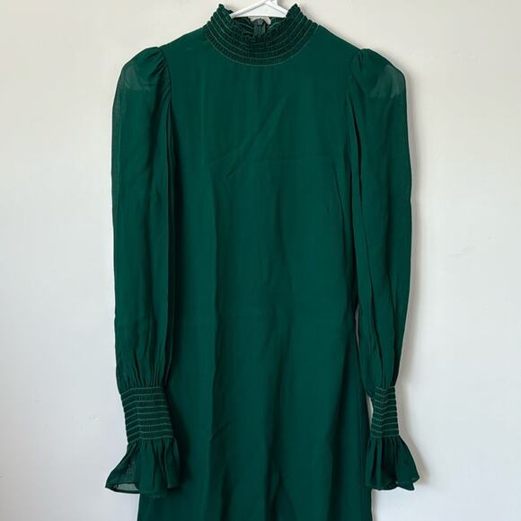 Reformation Archie Dress in Emerald Size: 8 Petite - Picture 5 of 11